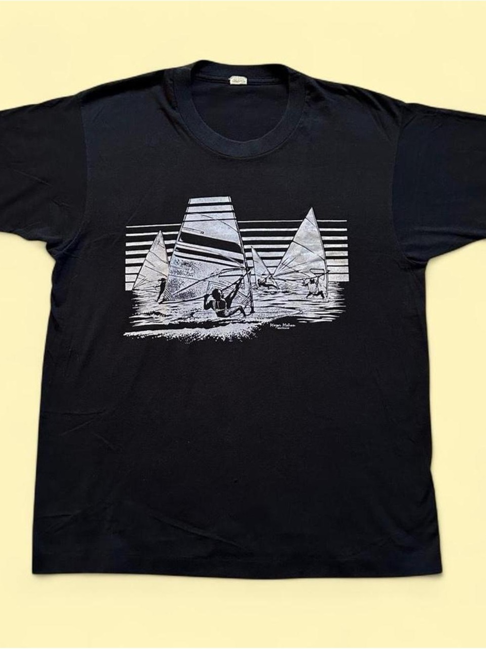 Vintage 1980s Black Graphic Sailboats Crewneck T-Shirt Mens large